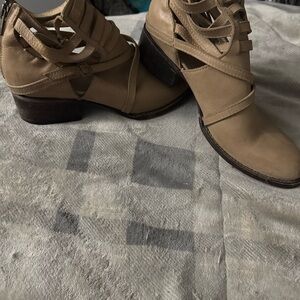 Freebird Women's Tan stair strappy ankle boots